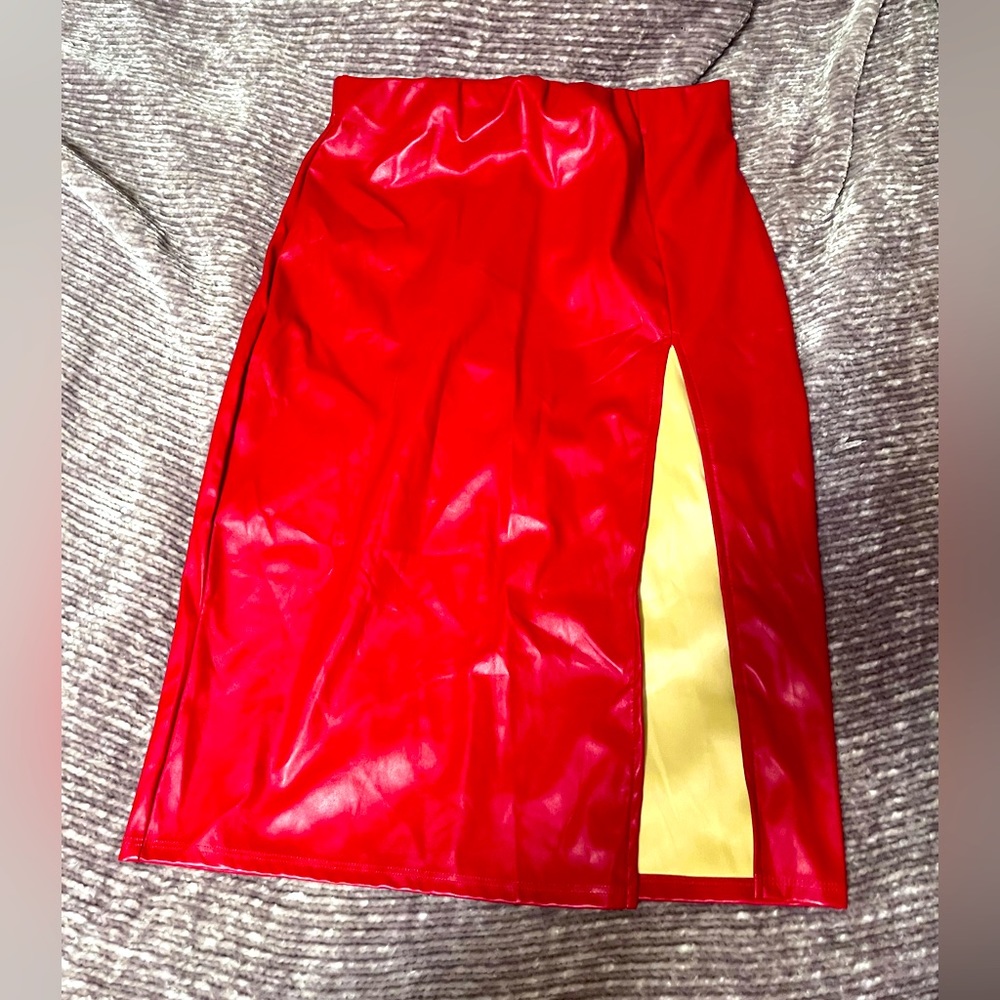Dk red slit, sexy skirt never been used new without tags